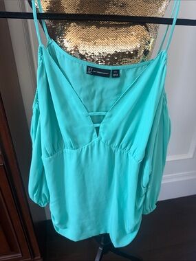 New York & Company Turquoise Cold-Shoulder V-Neck Camisole